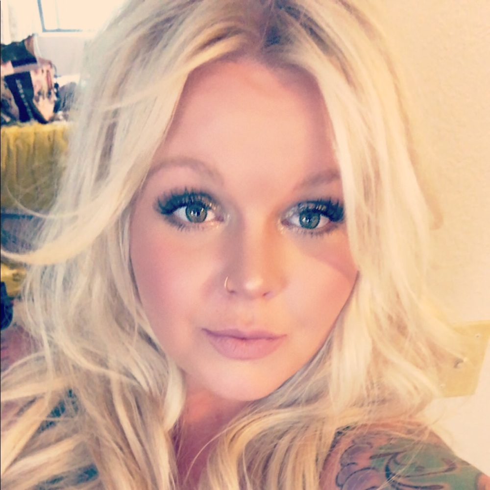 Meet your Posher, Amanda